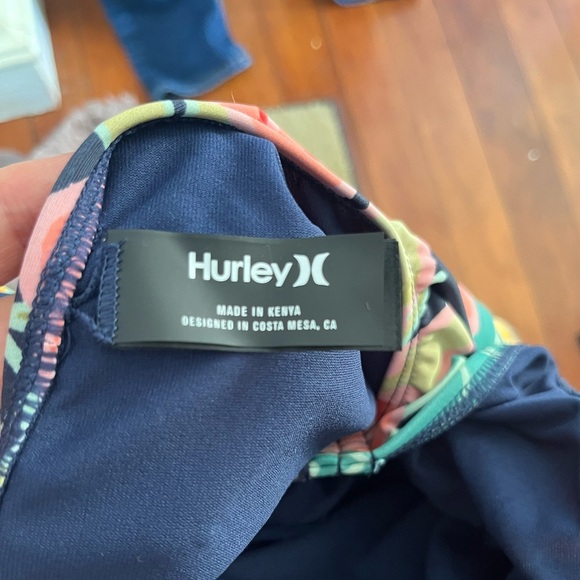 Hurley Floral Ladies' One- Piece Swimsuit Size L - Picture 12 of 15